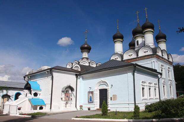 Обучать церковному пению гостей храма будут опытные педагоги / Фото: szvik.ru
