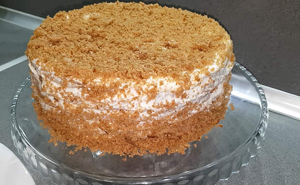 Быстрый рецепт торта для неожиданных гостей. На сковороде. Готов за 15 минут