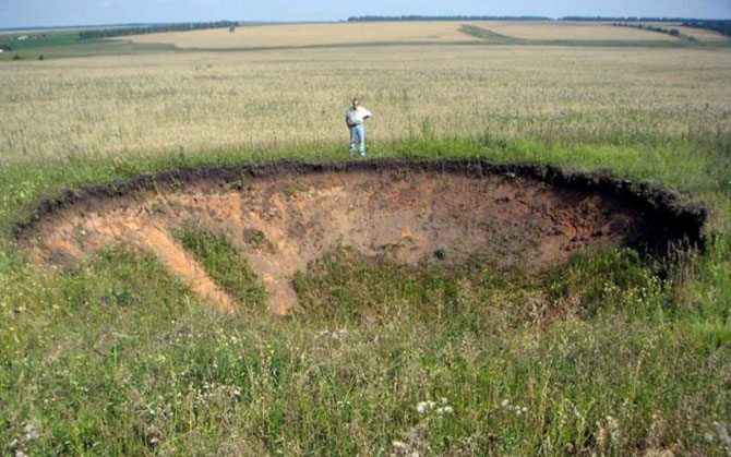 10 аномальных зон на карте России