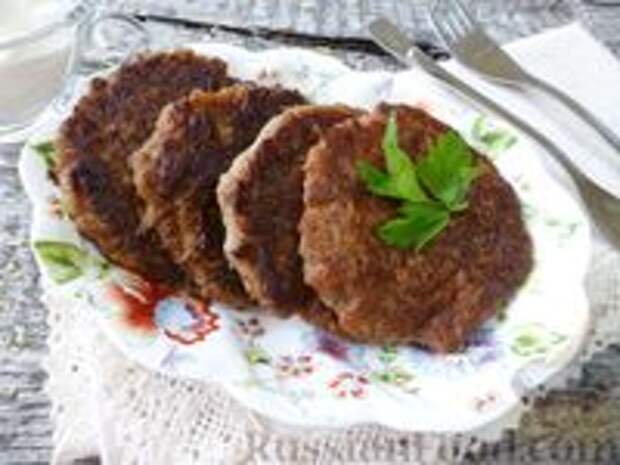 Фото к рецепту: Оладьи из баклажанов и картофеля