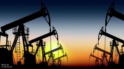 Дешевая нефть и санкции усиливают друг друга