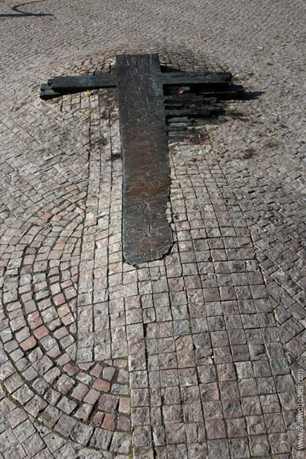 мемориал Яна