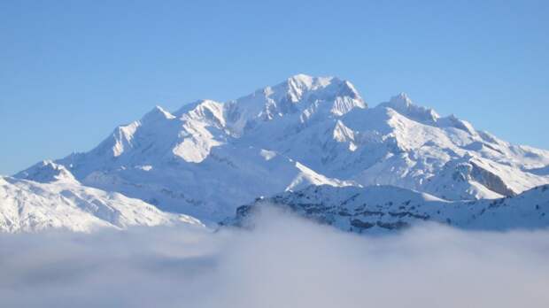 4. Британский альпинист сумел выжить во время снежной лавины на Монблане выживание, история, человек