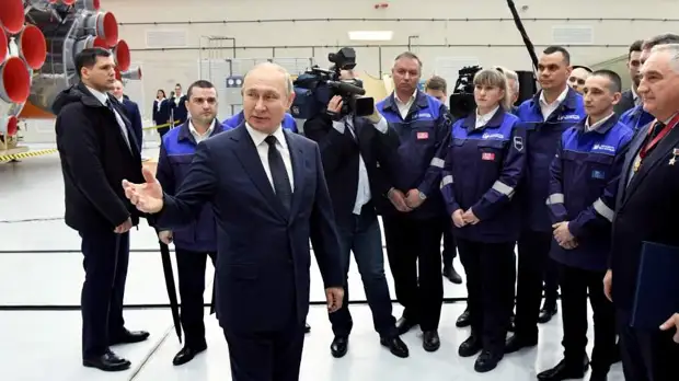 SpaceX запустила ракету со спутником для нужд американской разведки