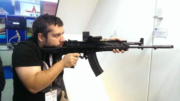 Концерн «Калашников» выпустил новую версию автомата АК-12