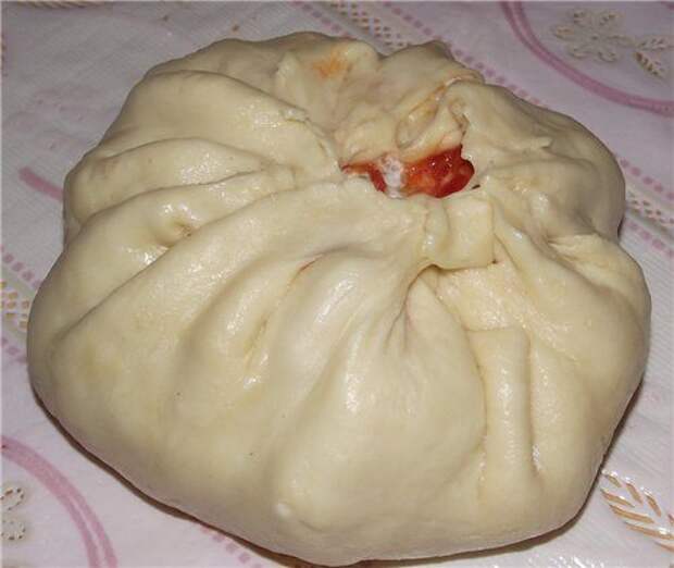 Жаркое в хлебных горшочках