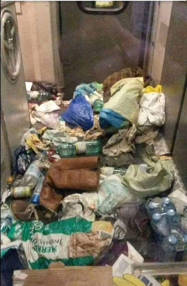 Что оставляют после себя беженцы в Европе беженцы, грязь, европа