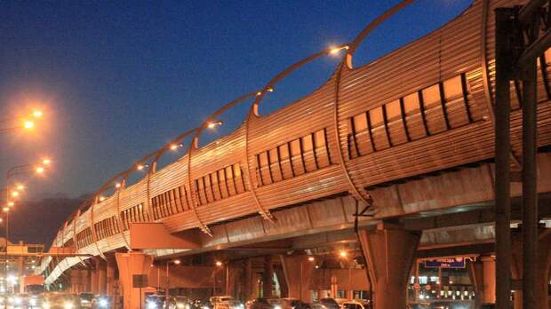 Стало известно, как сильно подорожает проезд по платным трассам в Петербурге