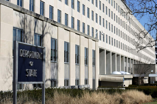 Госдеп США сохранил рекомендации не посещать РФ, Украину и Белоруссию