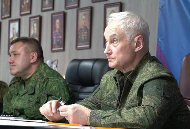 Министр обороны Андрей Белоусов проинспектировал группировку войск «Центр» и вручил награды отличившимся военнослужащим
