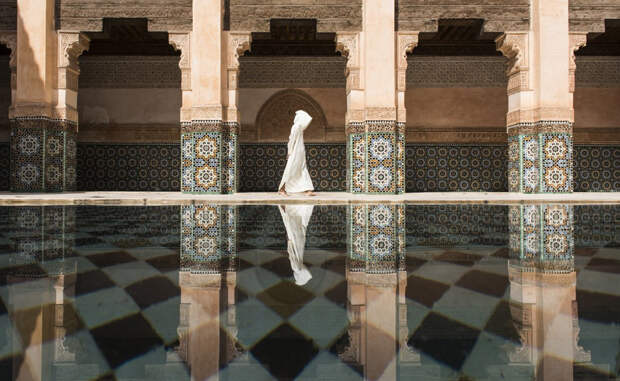 Ben Youssef Автор: Такаши Накагава Прохожий в Марокко.