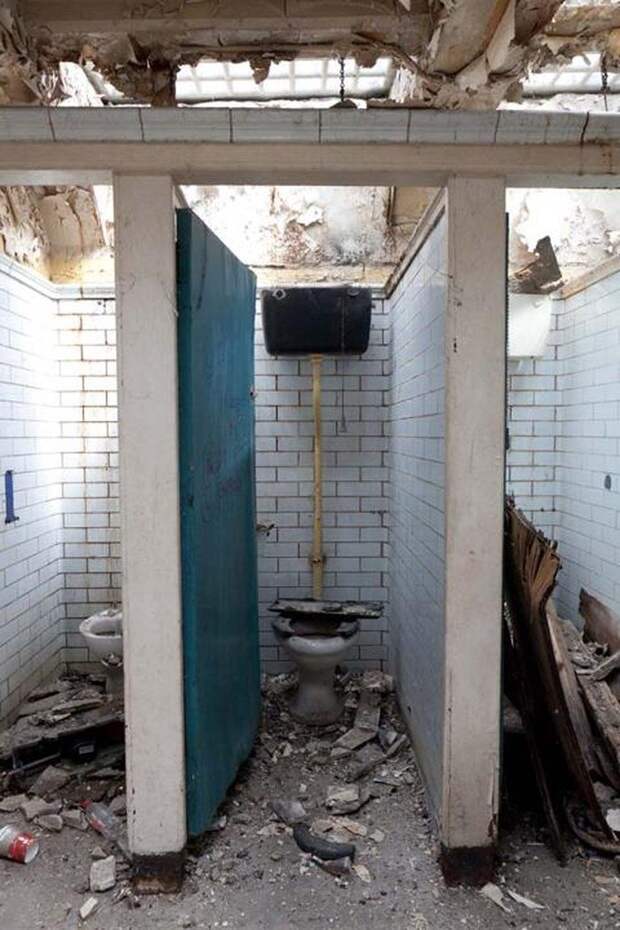 Женщина купила старый общественный туалет и превратила его в квартиру своей мечты в мире, дом, люди, переделка, ремонт, своими руками, туалет