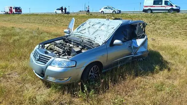 Авария у дороги в Крыму