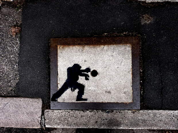 hudozhnik-ulichnyy-kreativy-graffiti-graffiti-na-stenah