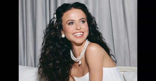 Бывшая девушка Павла Прилучного Мирослава Карпович впервые выходит замуж в 40 лет