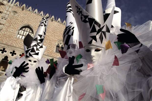 Топ 10 самых ярких карнавалов мира
