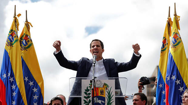 Оппозиция Венесуэлы пытается договориться с военными о свержении Мадуро