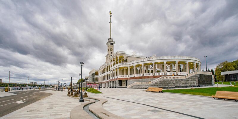 На Северном речном вокзале прошел концерт в формате «променад»