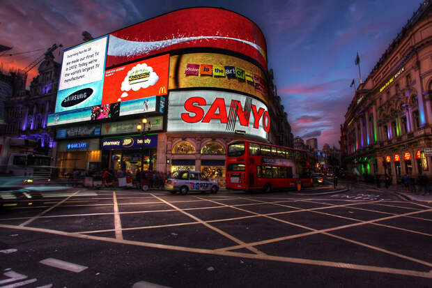 10-most-popular-streets-in-the-world-that-are-worth-seeing-artnaz-com-2