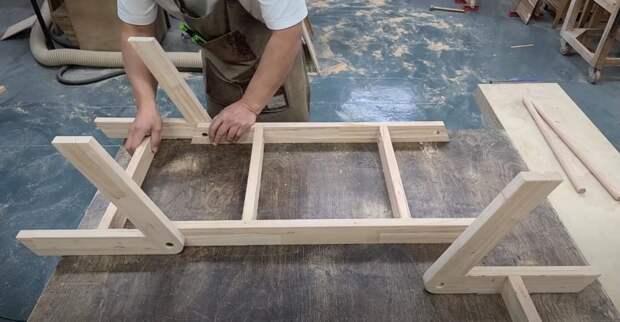 Как сделать складной стол-трансформер из дерева