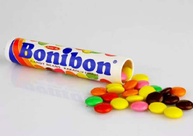 Цветные драже Bonibon.