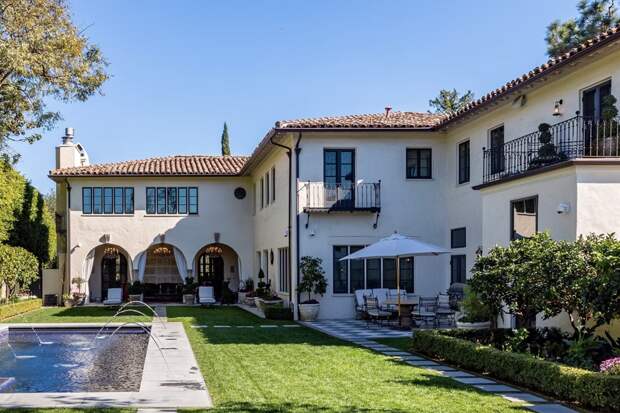 WSJ: поместье Оззи Осборна в США продается за $17 млн