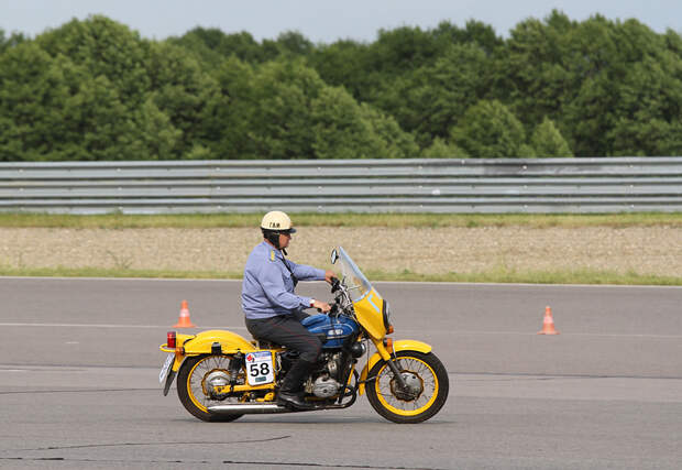 Олдтаймер ралли на автодроме ФСО олдтаймер, ралли, ретро автомобили