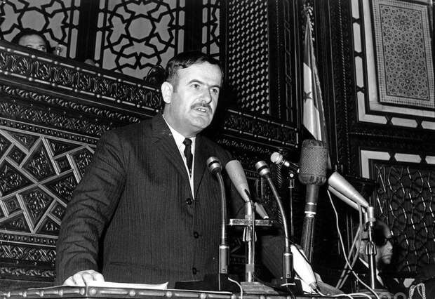 hafez_al_assad_2000_06_03.jpg