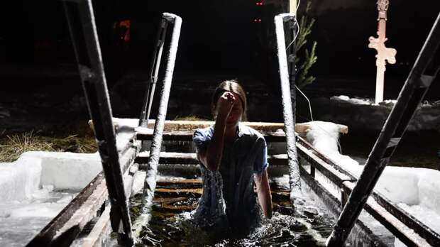 Кипшидзе: крещенские купания в VIP-купелях не открывают особый путь к спасению