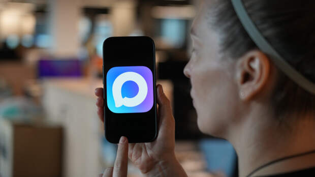 MAX возглавил рейтинги App Store и Google Play