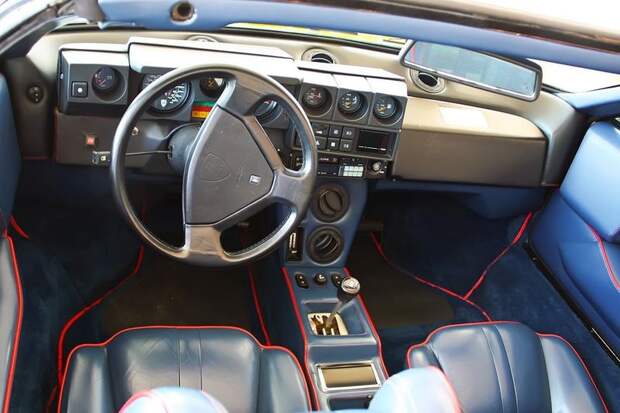 Экскурсия по музею Lamborghini