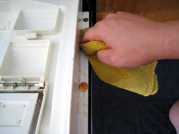 Изображение с названием Clean_dishwasher4