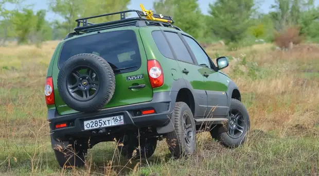 Появились первые фото и характеристики лимитированной версии Chevrolet Niva