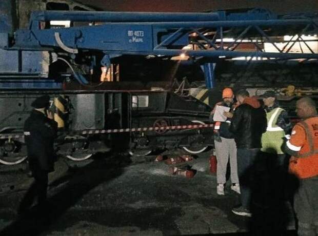 Мигрант поджёг восстановительный поезд в Москве за 100 тыс. рублей — по заданию украинских кураторов