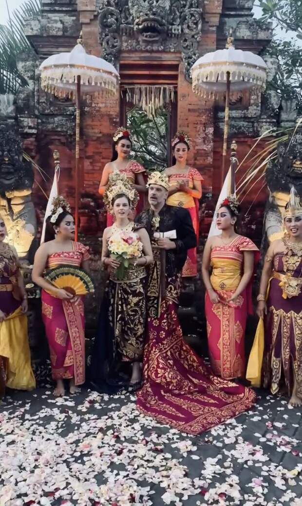 Катерина Шпица сыграла свадьбу на Бали