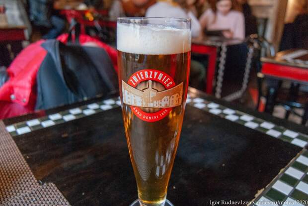 Польша, местный ресторанчик, пиво