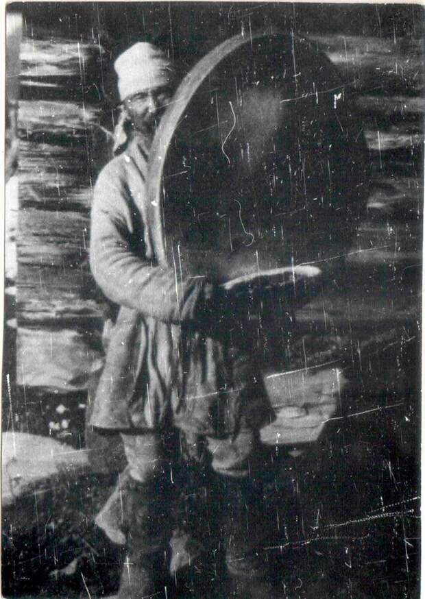 Шорский шаман, 1930 - 1940
