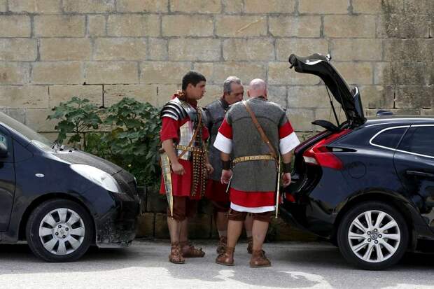 Легионеры армии Древнего Рима: Современный вариант попытки захвата острова Мальта (20)