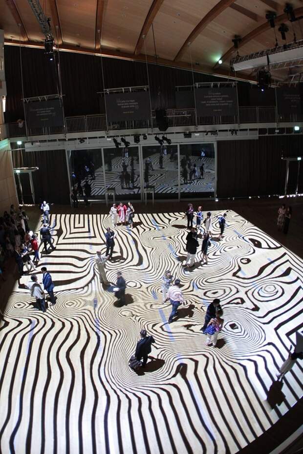 Miguel Chevalier создал эту инсталляцию в Милане инсталляции, искусство, психоделика, сломай мозг, странное, художники