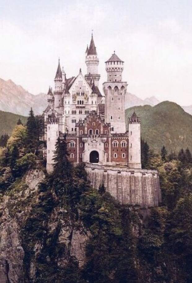 10 шикарных замков, в которых хотелось бы остаться навсегда