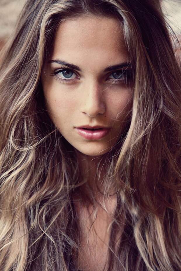 mihaela-noroc-the-atlas-of-beauty-artnaz-com-16