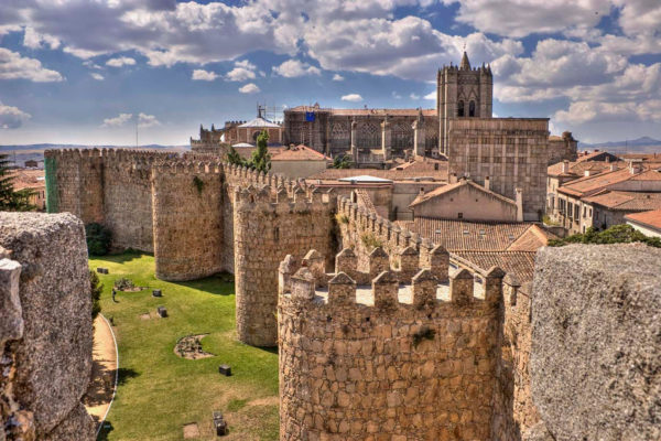 Экскурсия из Мадрида в город Авила Avila. Экскурсия из Мадрида в город Авила Avila.