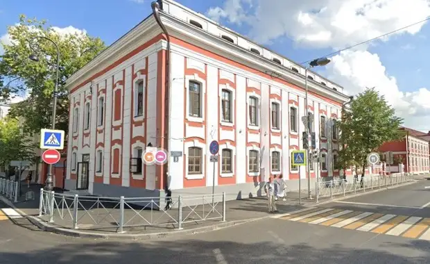 Здание в исторической части Казани выставили на продажу за 122 млн рублей