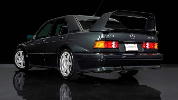 Шикарный Mercedes-Benz 190E 2.5-16 Evolution II 1990 года