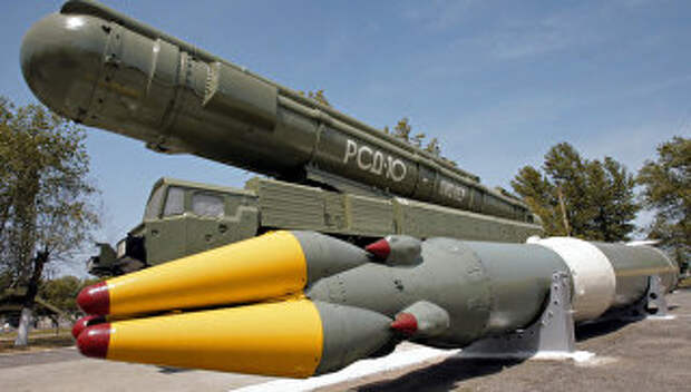 Ракетный комплекс средней дальности РСД-10 в музее на полигоне Капустин Яр. Архивное фото