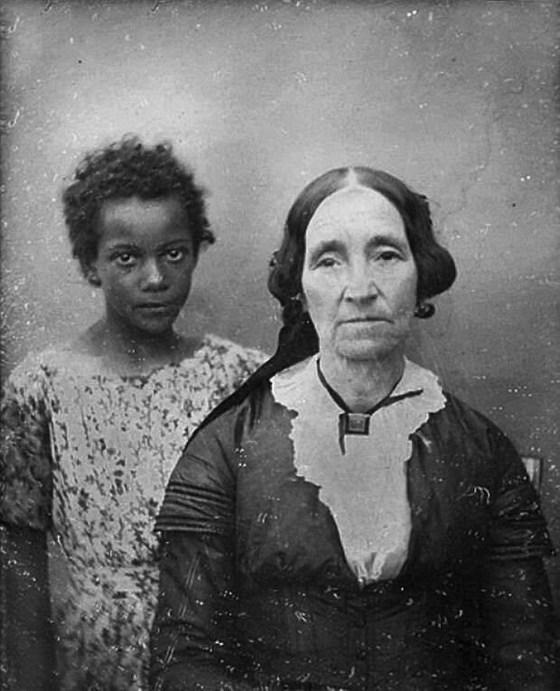 14. Женщина с девочкой-рабыней, Новый Орлеан, США, 1850 год век, мир, прошлое, снимок, событие, странность, фотография