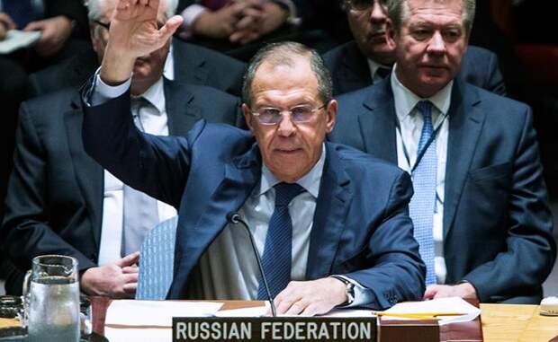 Глава МИД РФ Сергей Лавров (на первом плане) на заседании Совета Безопасности ООН в Нью-Йорке
