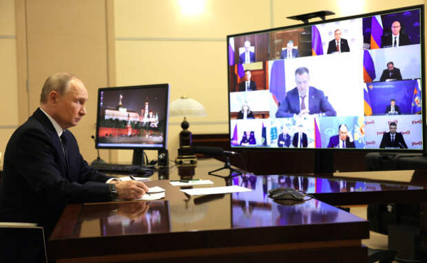 kremlin4may-pr.jpg kremlin4may-pr.jpg