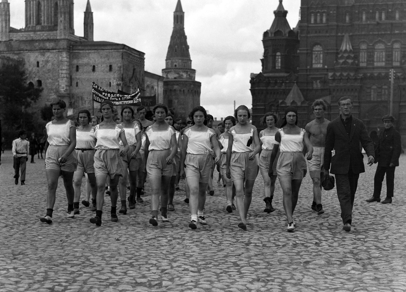 Советская жизнь в фотографиях 