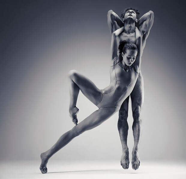 https://static.boredpanda.com/blog/wp-content/uploads/2016/10/dance-photography-vadim-stein-34-580495ef371a3__880.jpg